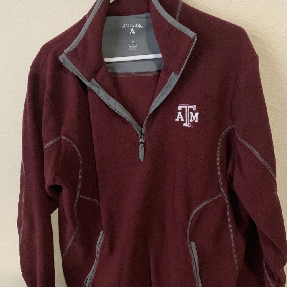 Men’s A&M maroon jacket